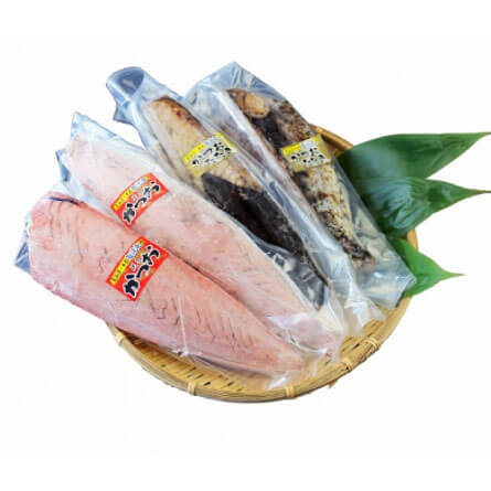 亀洋丸のお刺身用戻りかつおと
カツオのたたきのセット